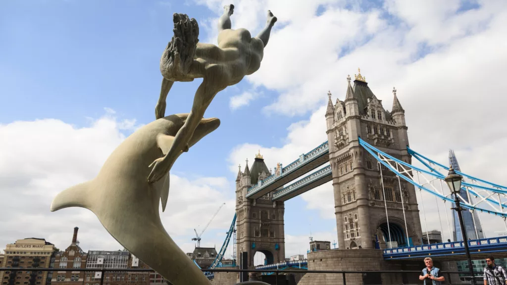 Tower Bridge – from the Girl with a Dolphin statue
